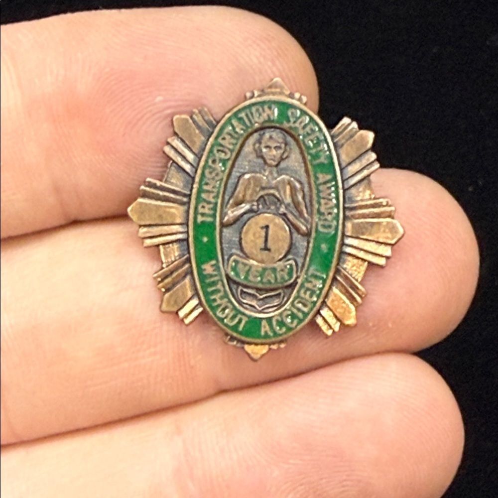 Vintage 1 year transportation safety Gold and Green Award Pin